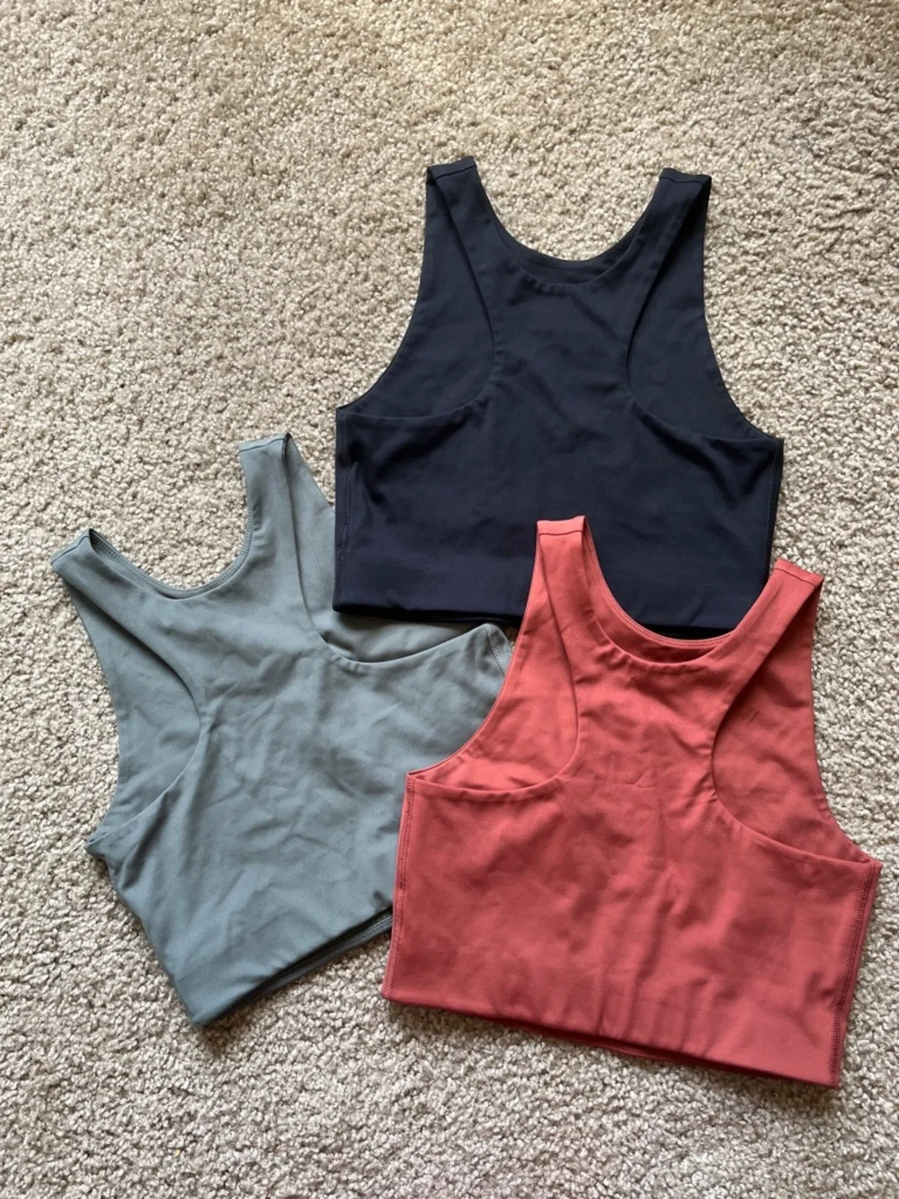 Bundle of 3 Girlfriend Collective Dylan Tank High Neck longline sports bras - Picture 2 of 3
